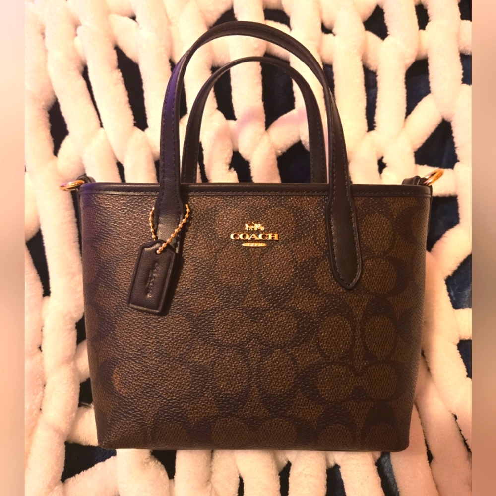 ✨COACH CITY MINI BAG✨